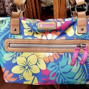 Lily bloom floral purse
